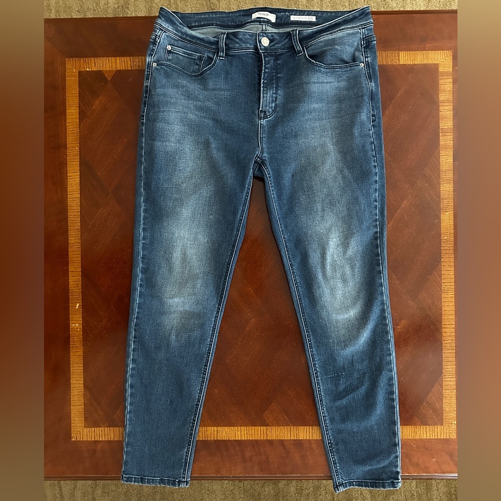 Kensie Effortless Ankle Jeans